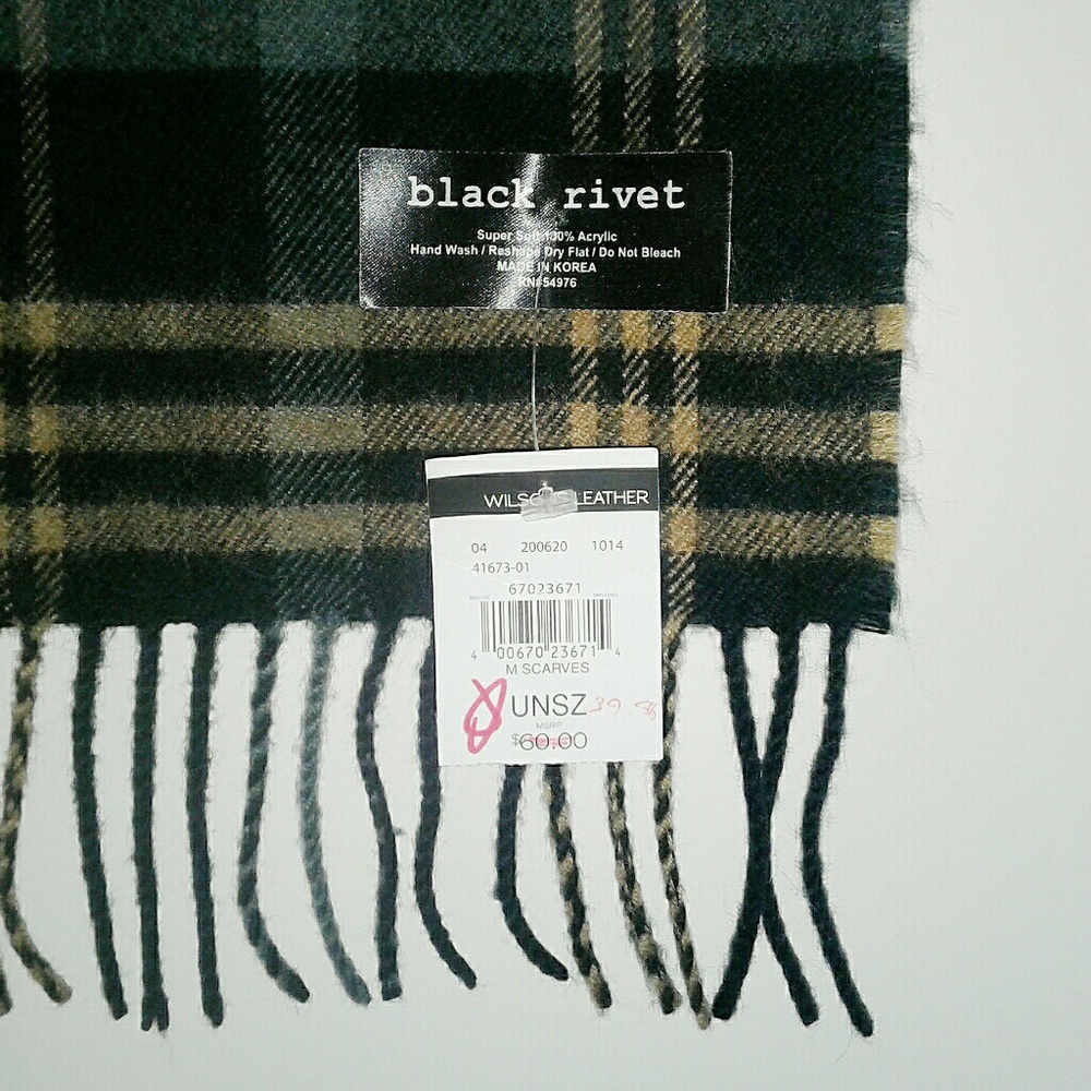 Wilsons Black Rivet Plaid Scarf - Picture 2 of 3